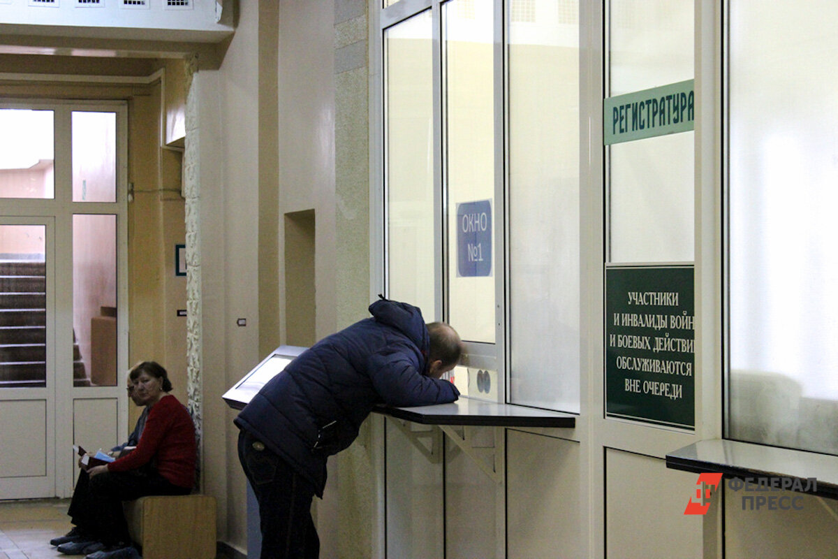 Тюменцы принесли на исследование 806 клещей.  Фото: Екатерина Кириченко