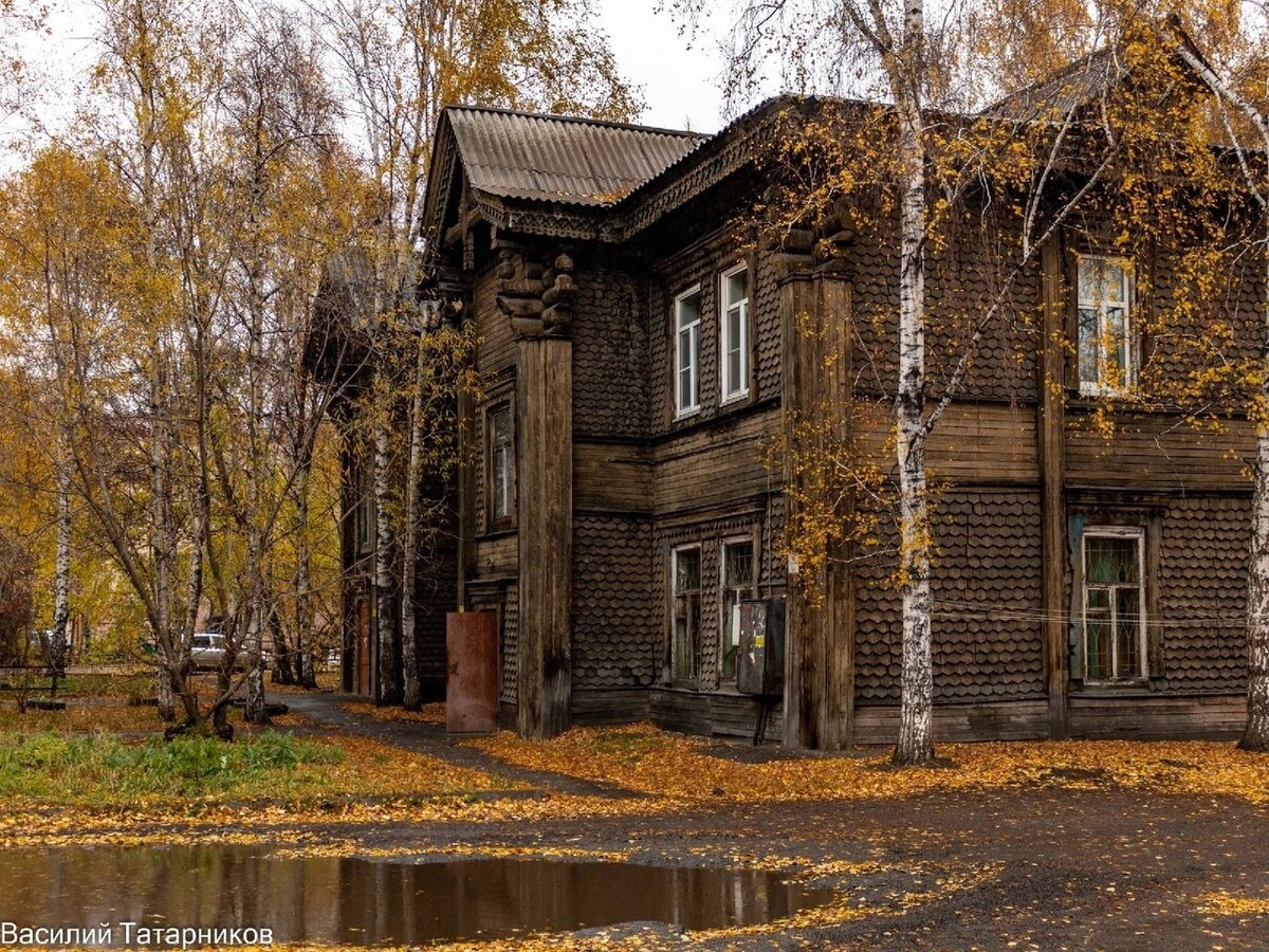 Под угрозой лишения охраны в Иркутске оказалось еще 163 памятника: вот их  полный список | Иркутский блог | Дзен