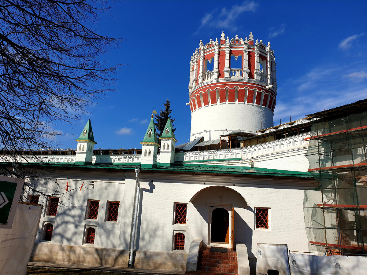 новодевичий монастырь в москве история создания википедия