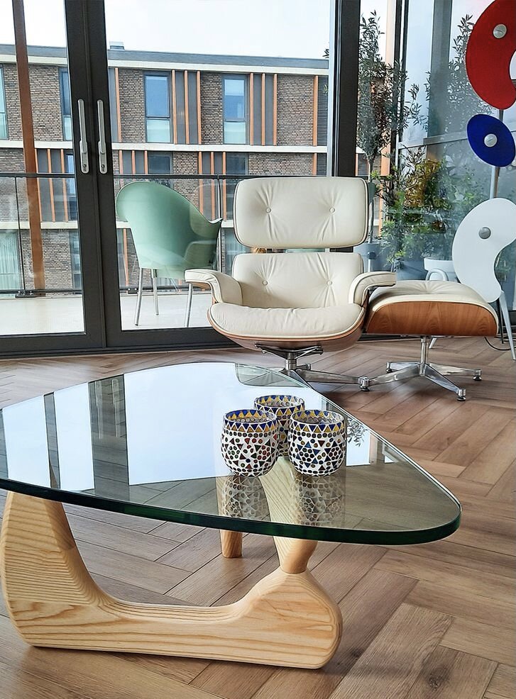 Noguchi coffee table. Фото: libreshot.com