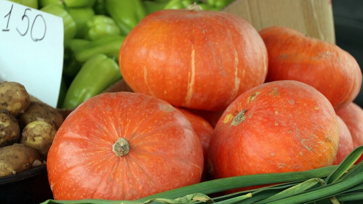     Свою продукцию представят местные сельхозтоваропроизводители.
