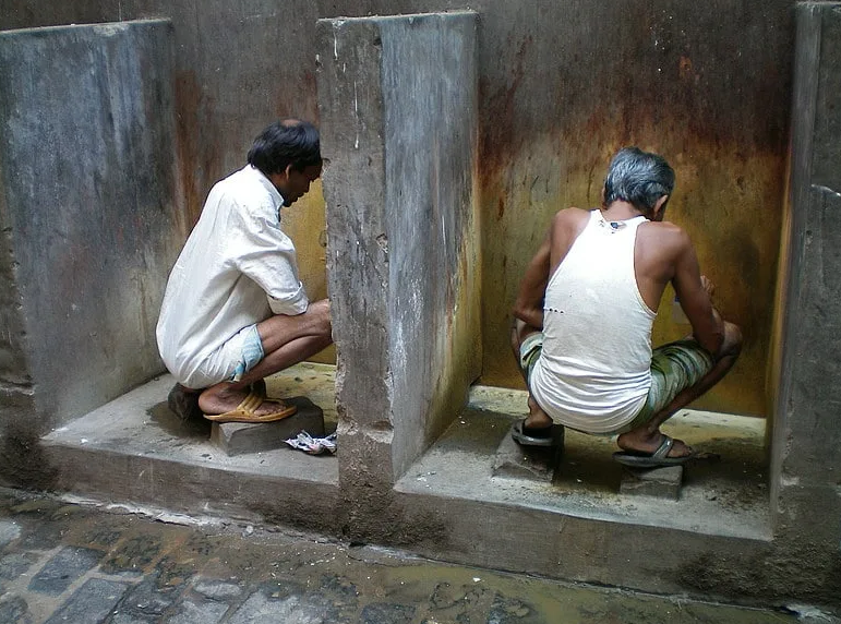 Тут даже дырок нет