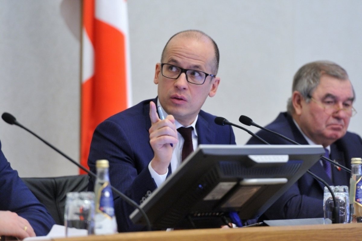    Бречалов сделал замечание Миндортрансу Удмуртии из-за ямочного ремонта