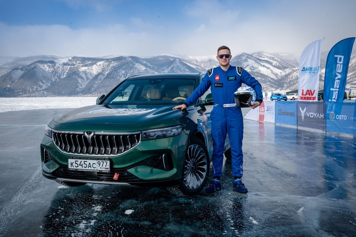 Виталий Ларионов - вице-чемпион Италии 2013 Formula Abarth, чемпион Белоруссии 2015 по кольцевым гонкам, победитель Russian Endurance Challenge 2016, победитель этапов чемпионата и кубка России по кольцевым гонкам, победитель Porsche Sport Challenge 2020 Cayman Cup.