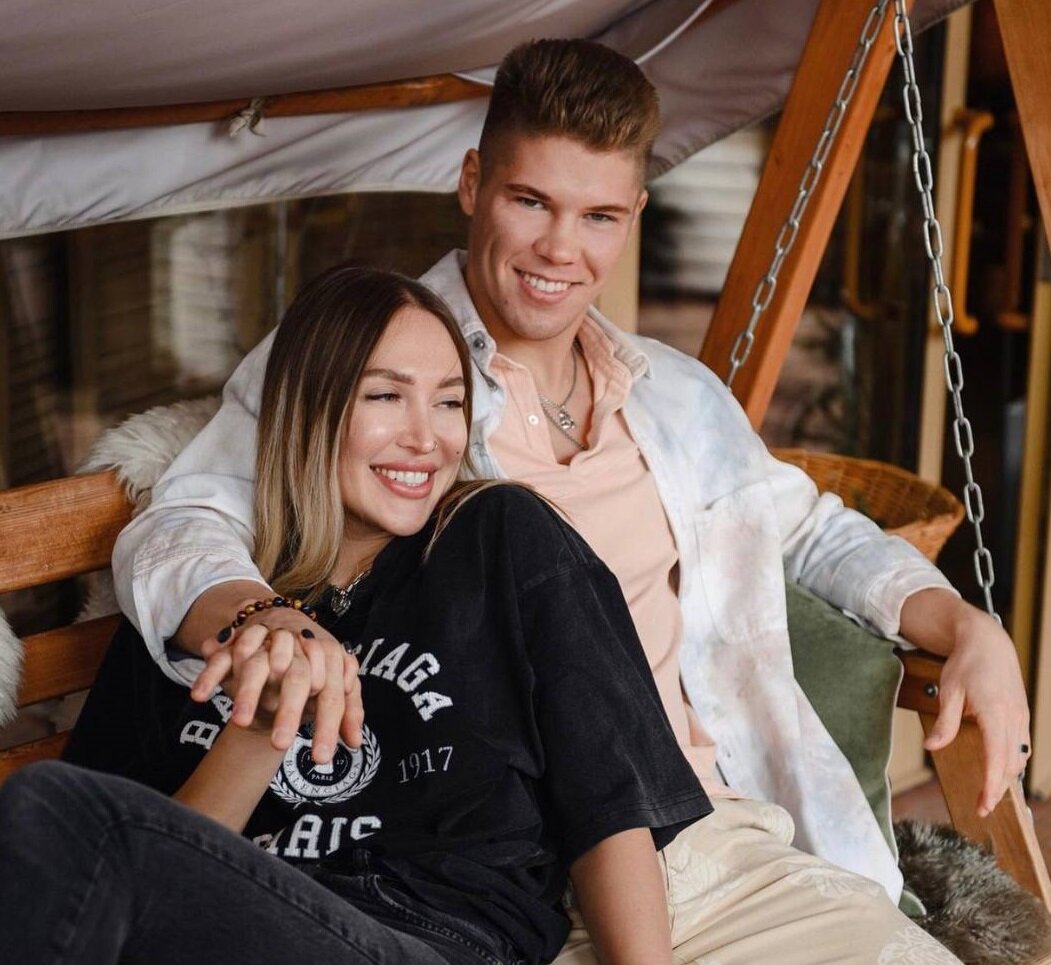 Илья Баженов и Лиза Полыгалова (фото из Telegram)