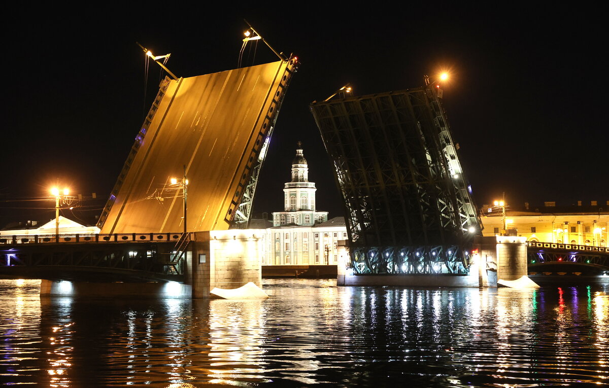 В Петербурге стартовал сезон разводки мостов на Неве и Малой Неве ТАСС Дзен