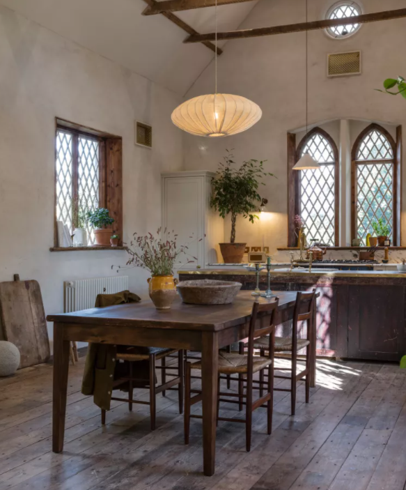 Фото Harvey Jones