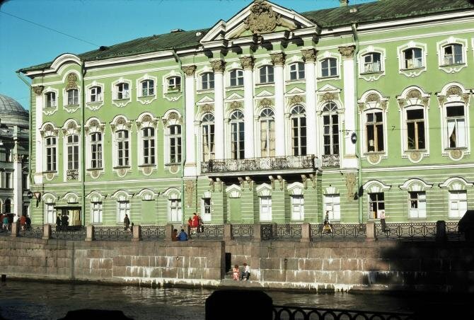 Дворец строгановых фото Строгановский дворец. Часть 7. Дворец после революции Прогулки по Санкт-Петербур