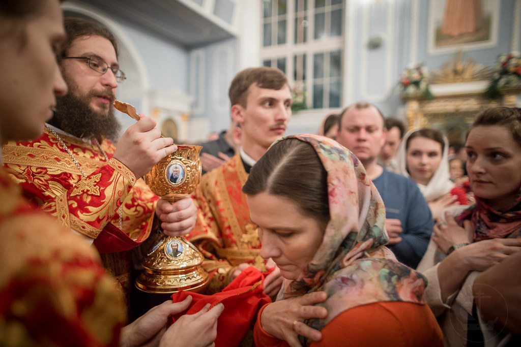 Евхаристия в православной церкви. Пасха храм. Причастие в православной церкви. Таинство Причащения.