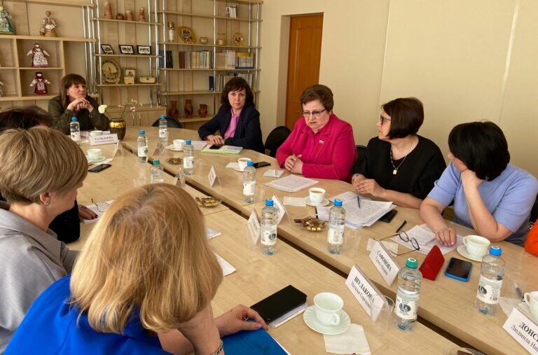    Общественная палата Оренбуржья вновь поднимает вопросы особых детей Кристина Просвиркина