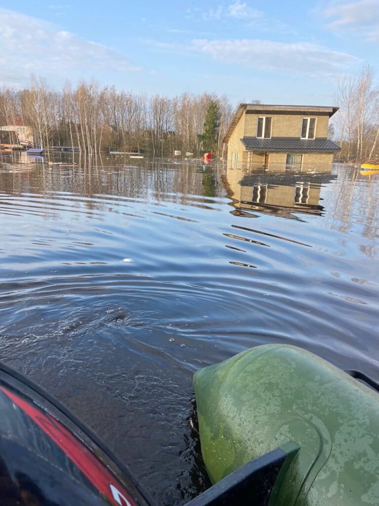 Большая вода прошла в Беларусь. В который раз — внезапно. | Petitions.by |  Дзен