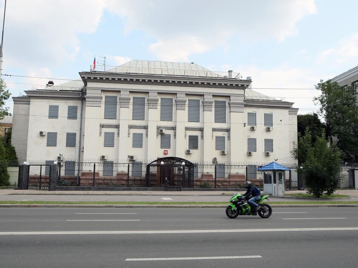    Здание посольства Российской Федерации в Киеве© РИА Новости / Стрингер