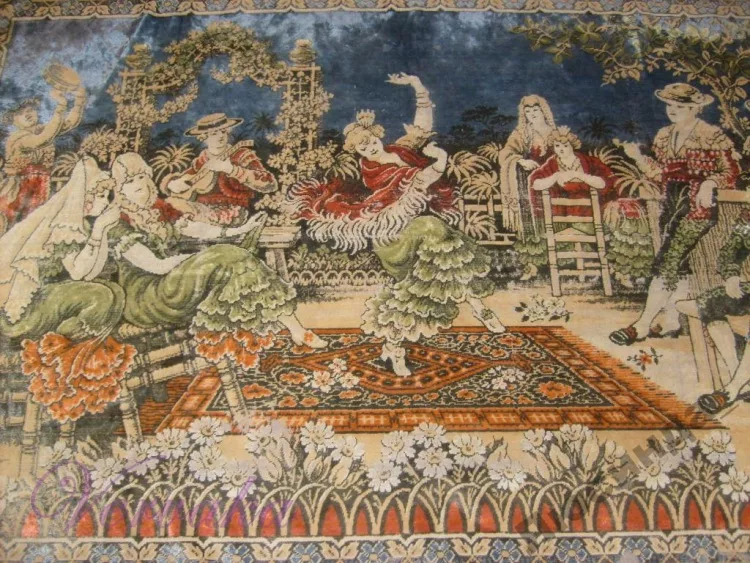 Плюшевый коврик "Тарантелла". Изображение из открытых источников.