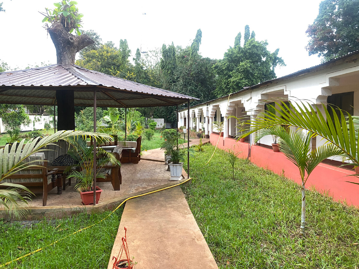 Одиннадцать комнат и сад с видом на горы 