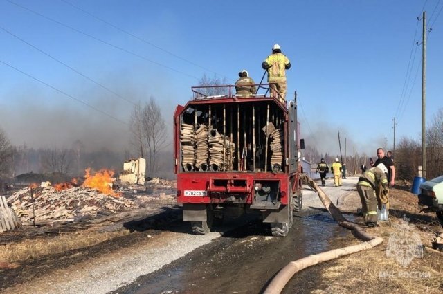   Что известно о пожарах в Свердловской области?