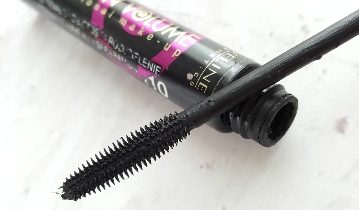 Lashextase тушь. Тушь Эвелин 4д. Eveline 4d тушь Mascara. Eveline Extension Volume 4d. Эвелина тушь 4д.