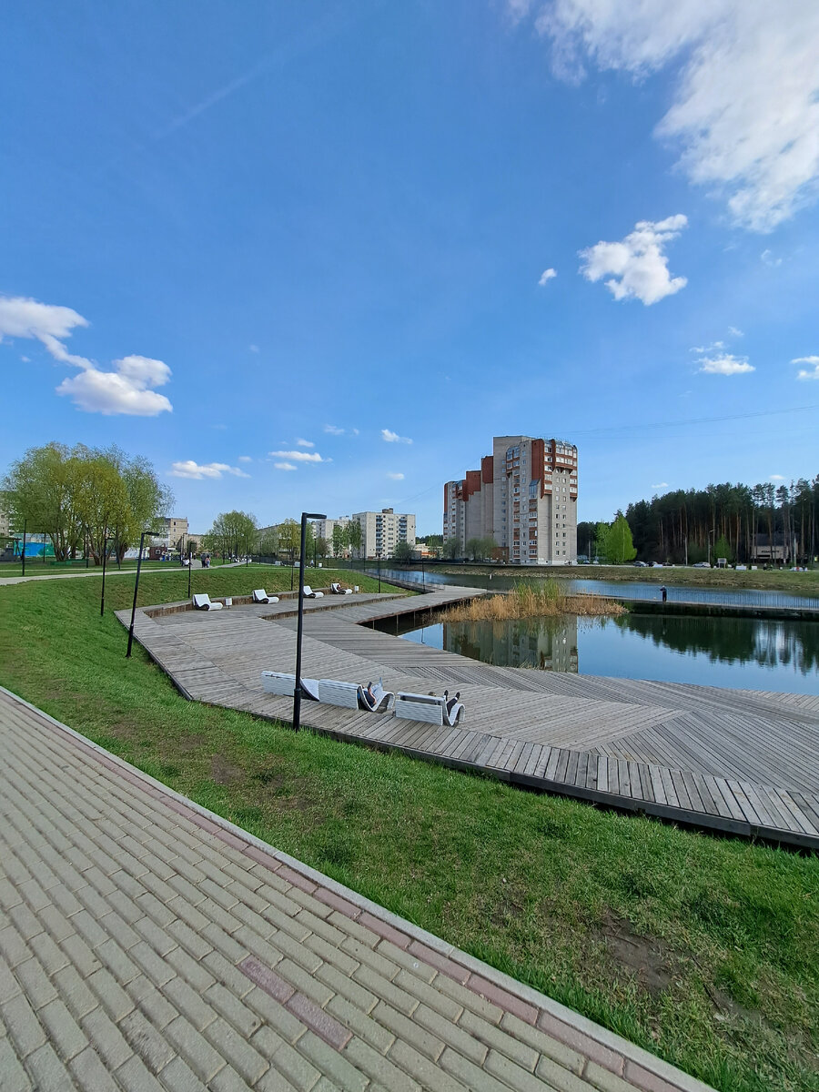 Озеро светлое