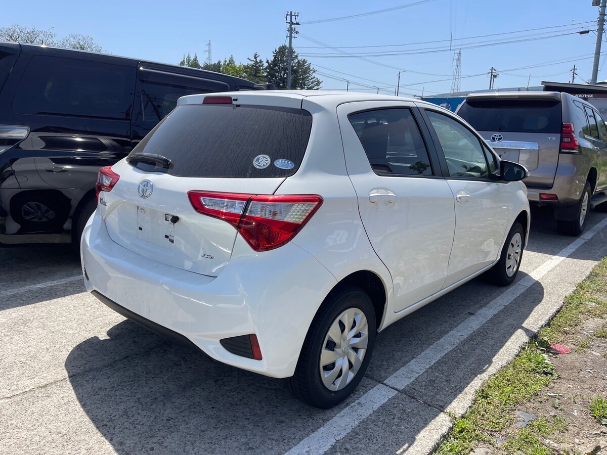 Toyota Vitz гибрид