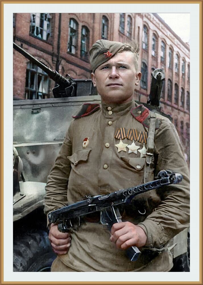  1945   /    /  Ivan Serikov / Berlin 1945  / /      Klimbim