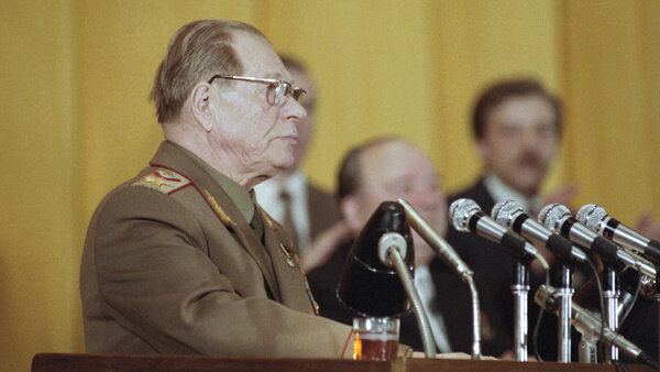 У Запада не было никакого желания работать с маршалом Дмитрием Устиновым. Фото © ТАСС / Мусаэльян Владимир, Песов Эдуард