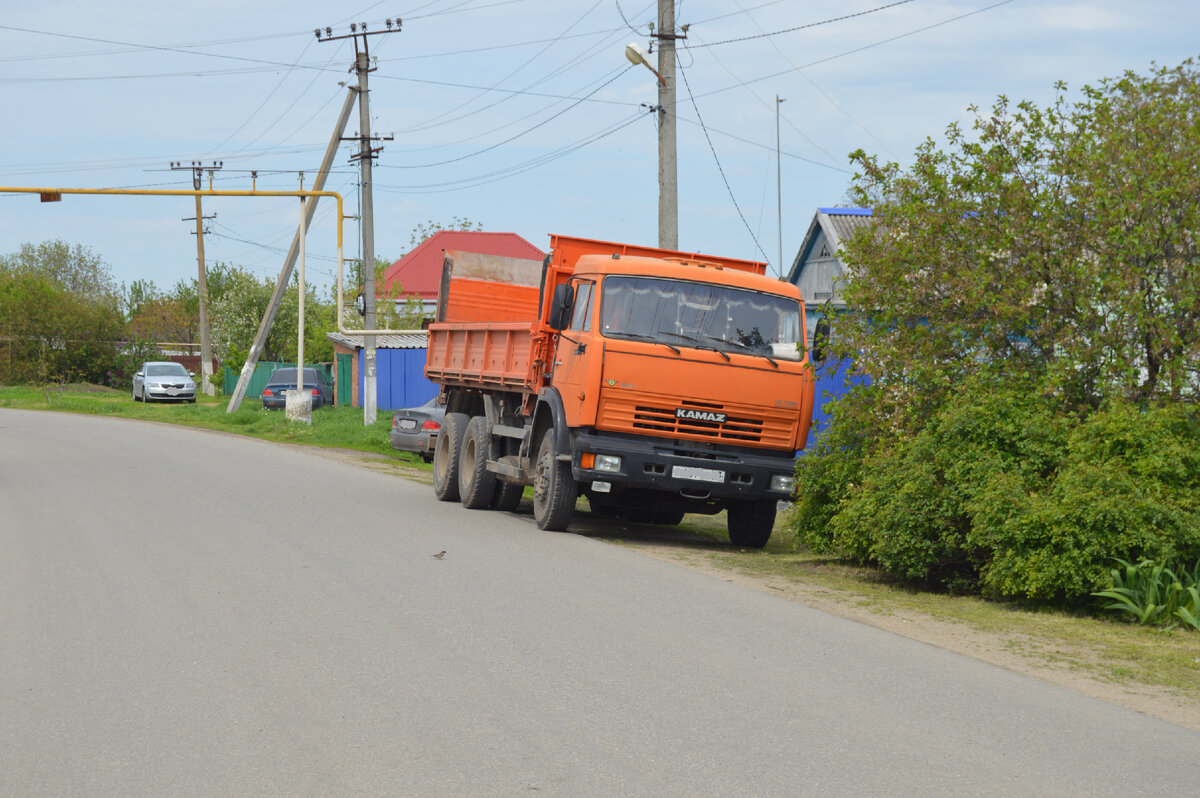 Фото автора. 2023. КАМАЗ – "Колхозник".