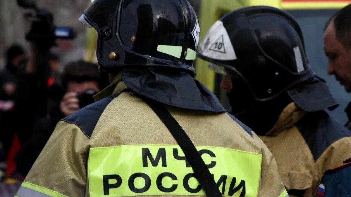     Жители дома 5/3 микрорайона ГЭС в Набережных Челнах остались без электричества, водоснабжения и газа. Причиной стал пожар. Об этом сообщили очевидцы в Telegram-канале «Челны Онлайн».