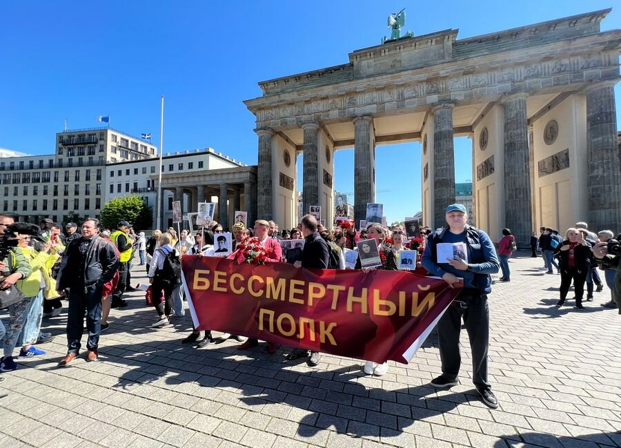    Акция «Бессмертный полк» в Берлине (Германия) © Вячеслав Филиппов/ТАСС