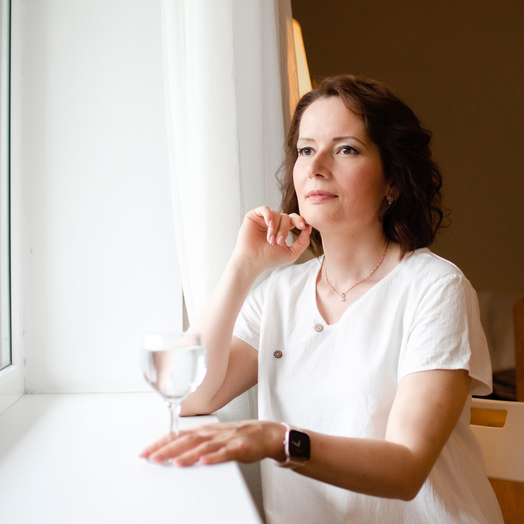 Врач крайнова. Яна крайнова доктор зайцева. Крайнова елена леонидовна. Крайнова юлия александровна. Яна крайнова актриса.