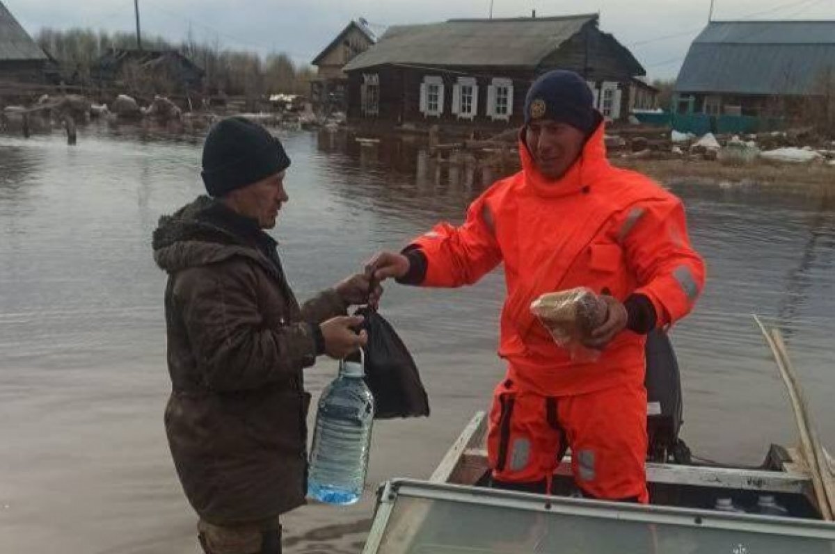    Более 140 жилых домов подтопило в северных районах Иркутской области