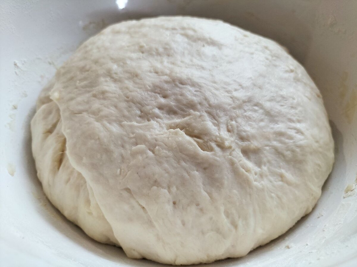 Тесто для пирожков на сковороде без дрожжей на молоке - простой и вкусный рецепт с фото