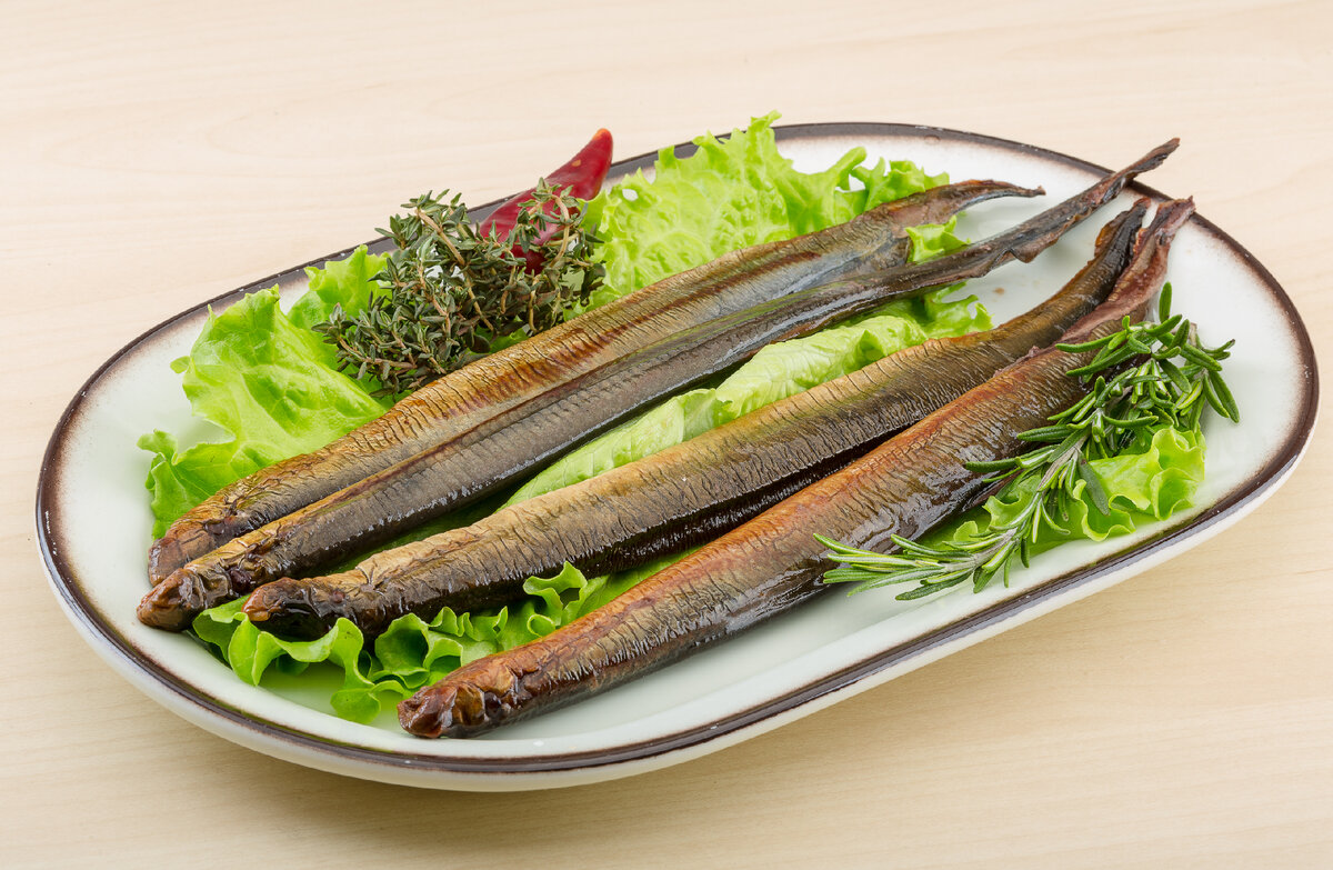 Для копчения подойдет любая рыба, будь-то морская или речная, мелкая или крупная.