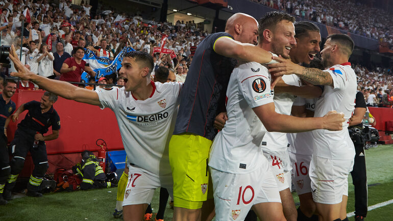    20 апреля. «Севилья» — «Манчестер Юнайтед» — 3:0. Global Look Press