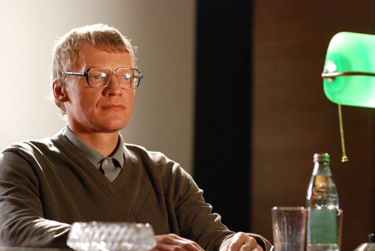 Кадр из фильма "ПираМММида" (2011)