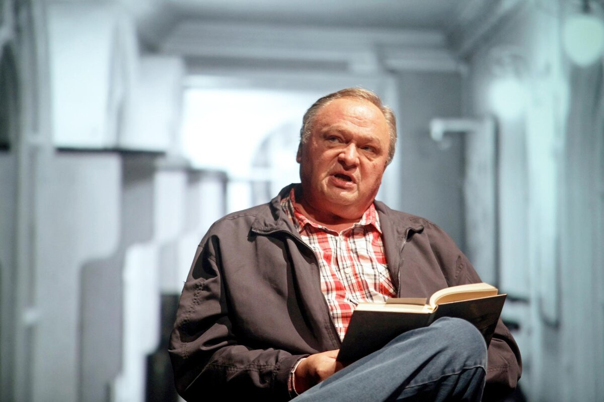 Актер «Шерлока Холмса и доктора Ватсона» Геннадий Богачев скончался ...