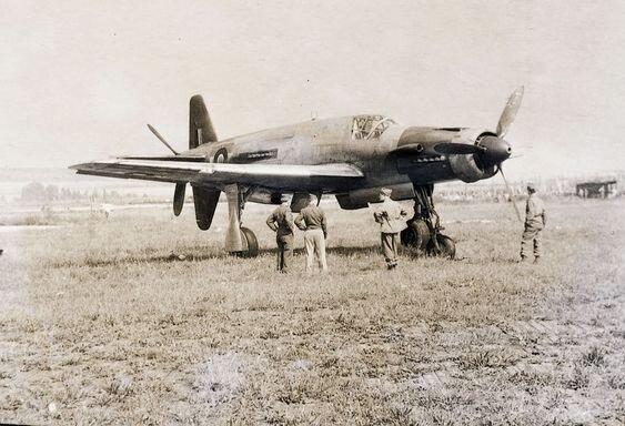 Пилоты у Do-335. 