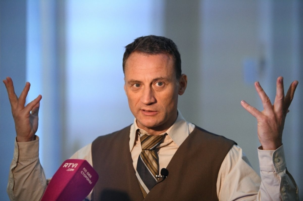    Анатолий Белый.