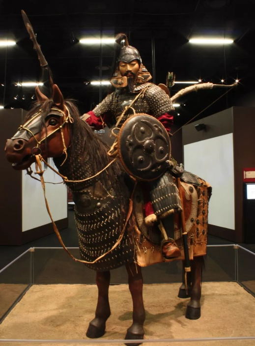Реконструкция монгольского воина империи Юань (1271-1368).