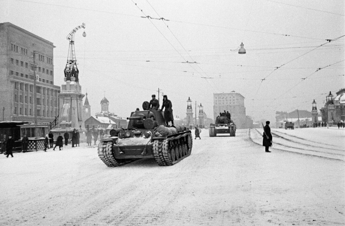 Москва в военные годы