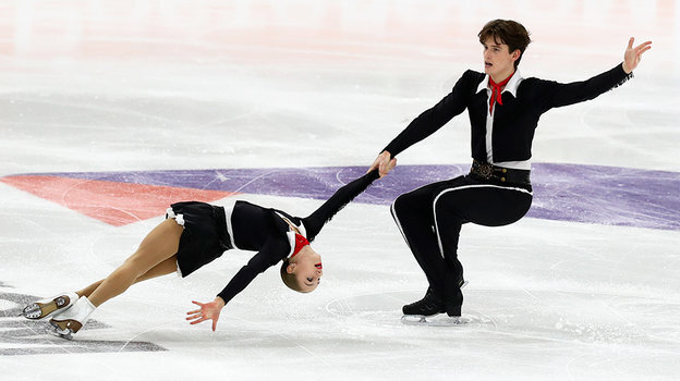    Екатерина Гейниш и Дмитрий Чигирев.Федор Успенский