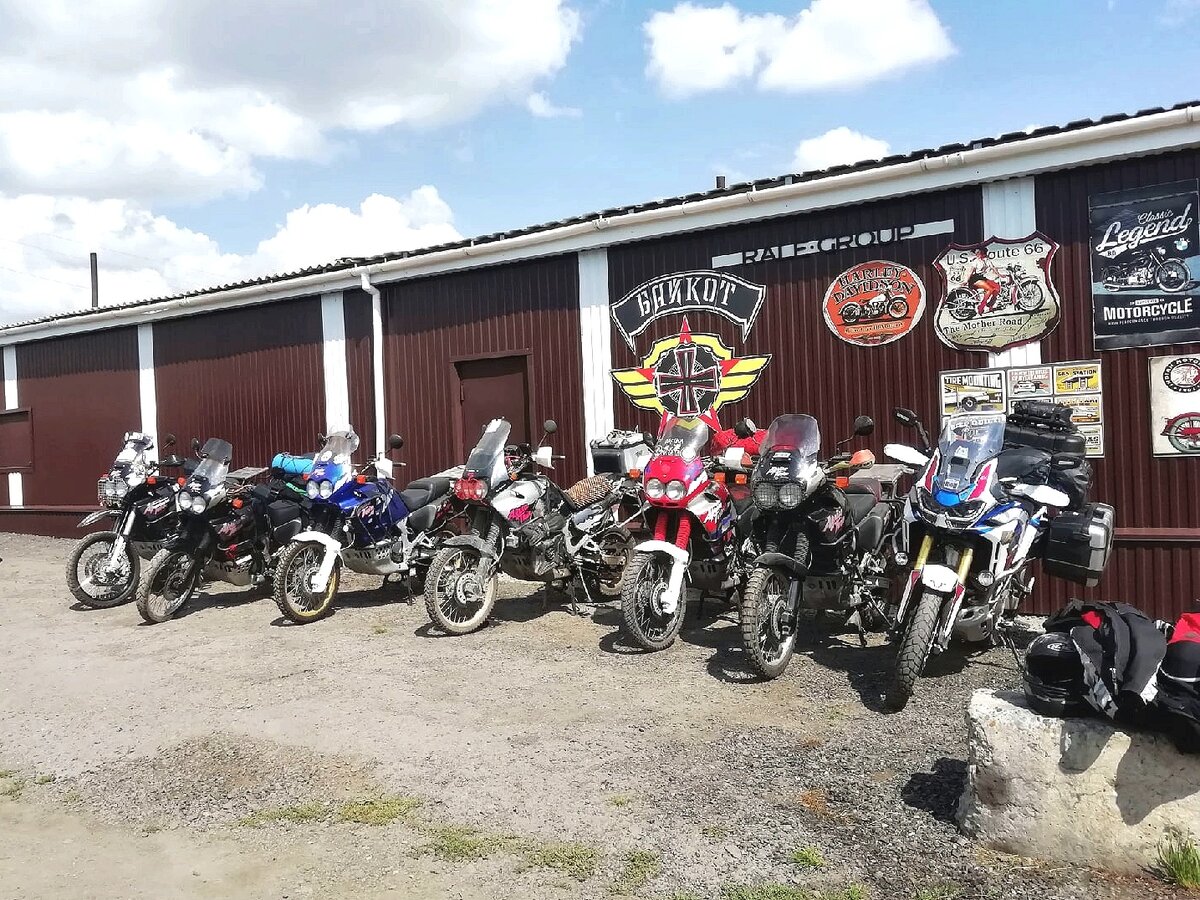 БайкПост в пригороде Бийска У Игоря "Черного Африканца"