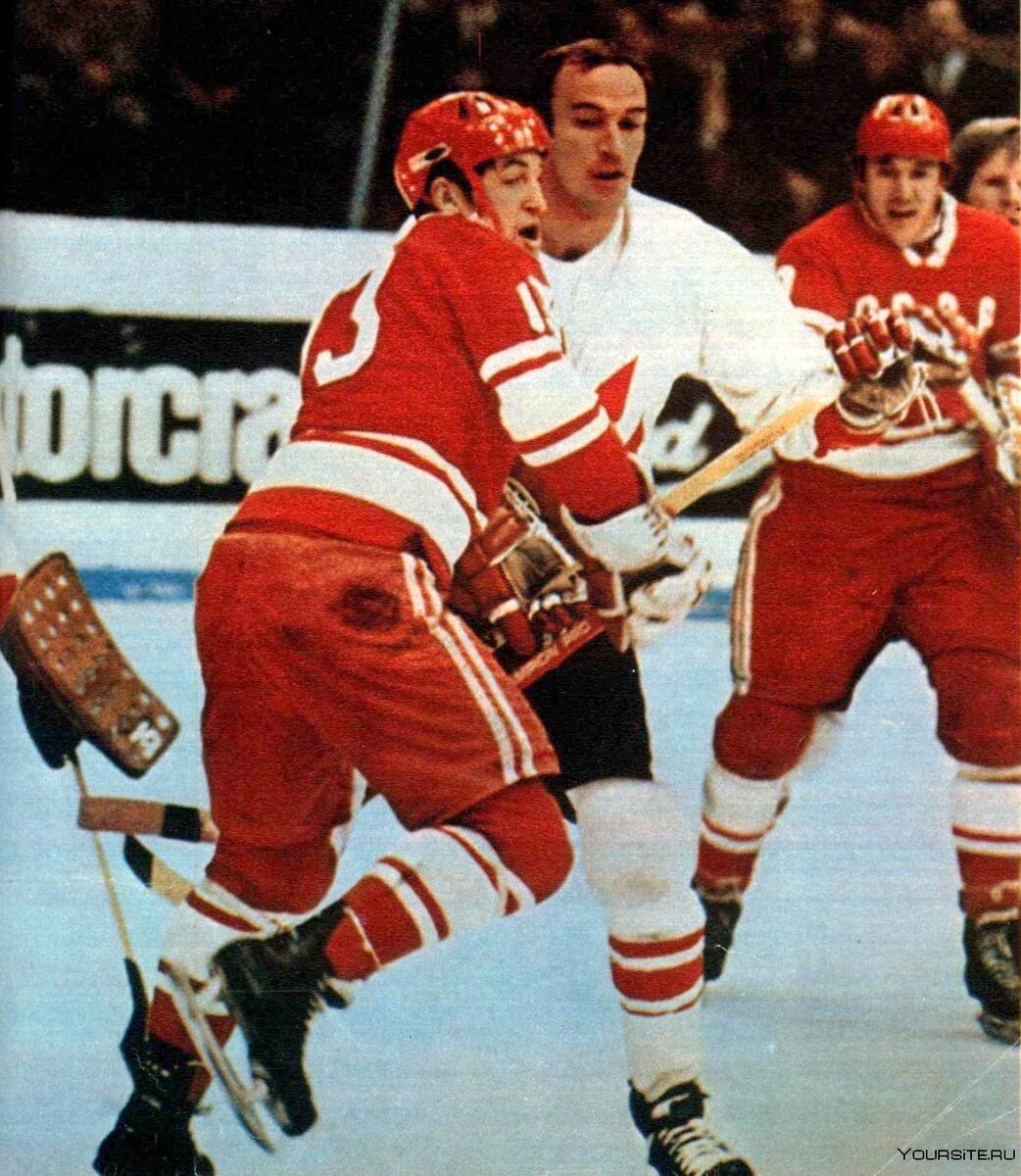 Изображение с яндекс.картинки (Б.Михайлов. Суперсерия-72)