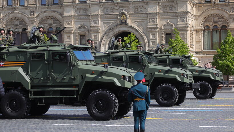    Губернатор Московской области Андрей Воробьев на параде в Москве, посвященном 78-й годовщине Победы в Великой Отечественной войне © Сергей Хакимов, «Подмосковье Сегодня»