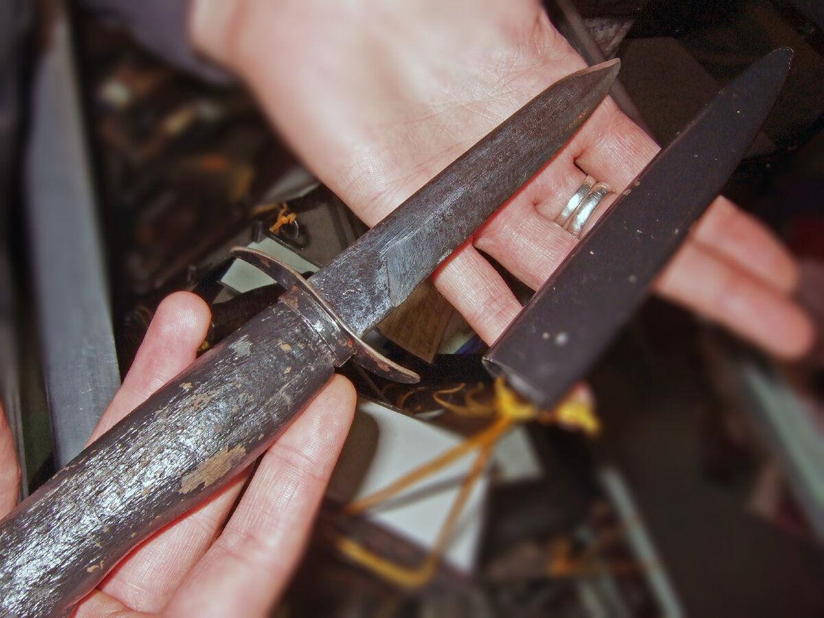 Чёрный нож НР-40