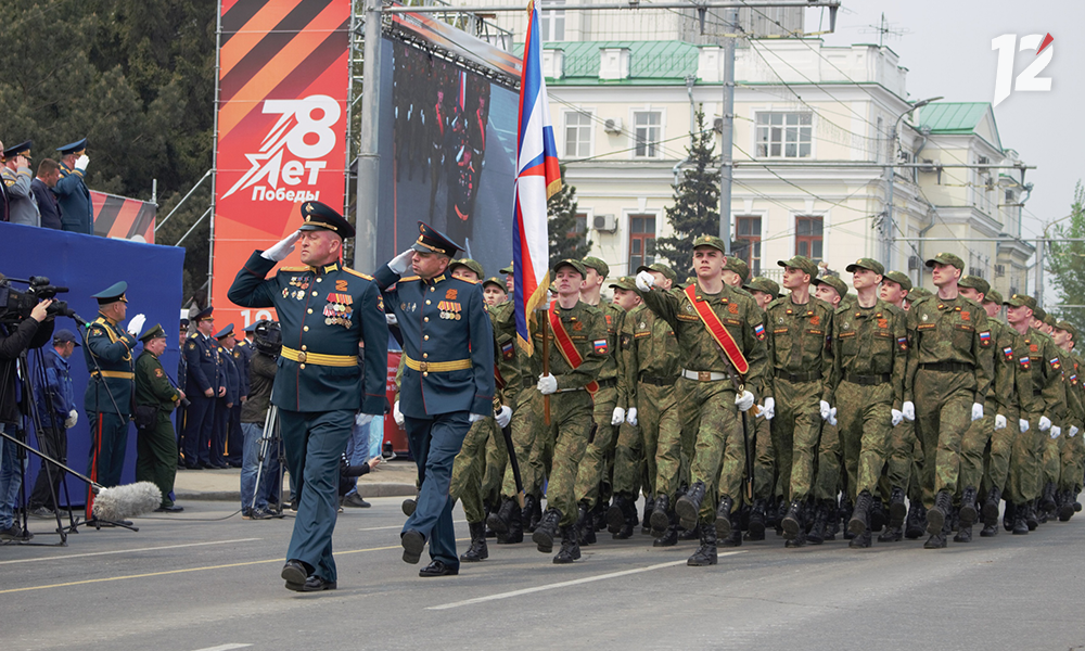 По традиции он прошёл на Соборной площади.