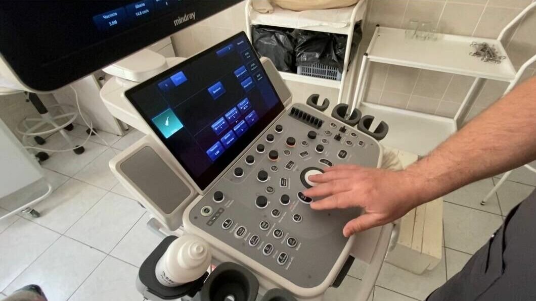     Новый УЗИ-комплекс установлен в отделении урологии КГБУЗ «Краевая клиническая больница №1» имени профессора С. И. Сергеева