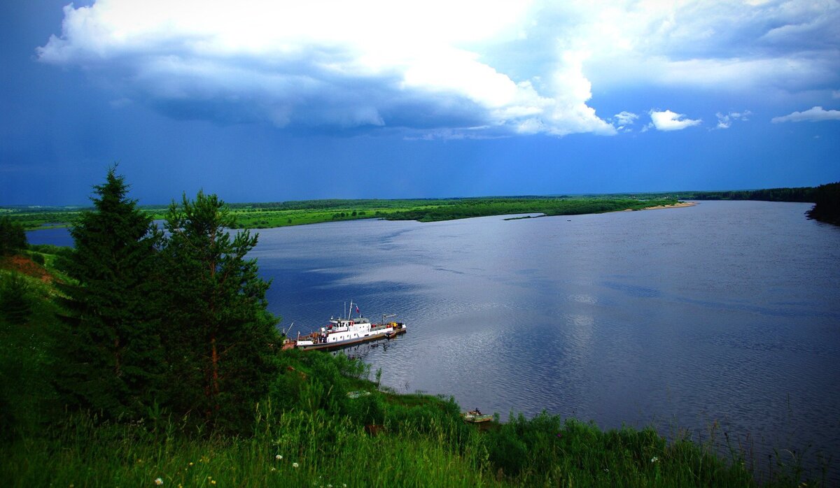 Река Вычегда. Республика Коми.
