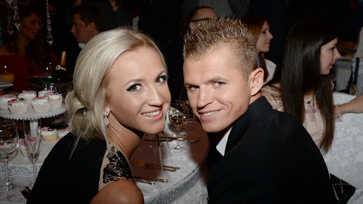    Ольга Бузова и Дмитрий Тарасов