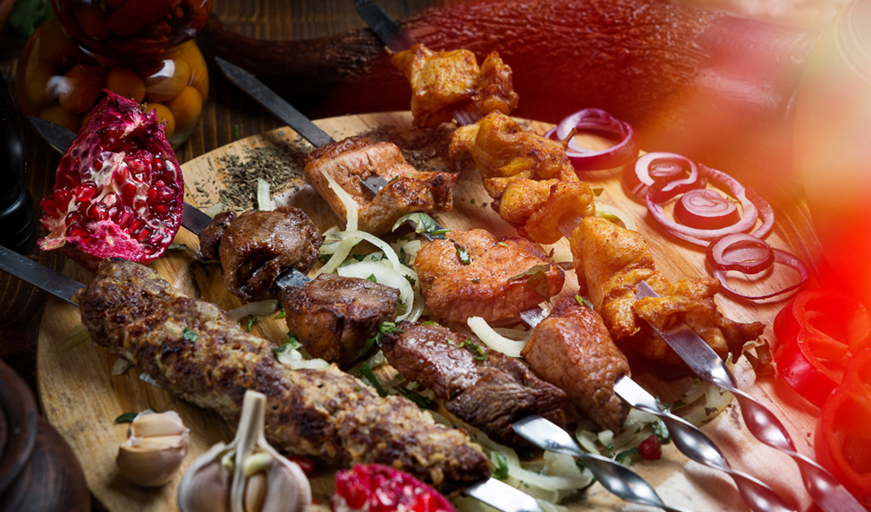 Грузин с шашлыком картинки