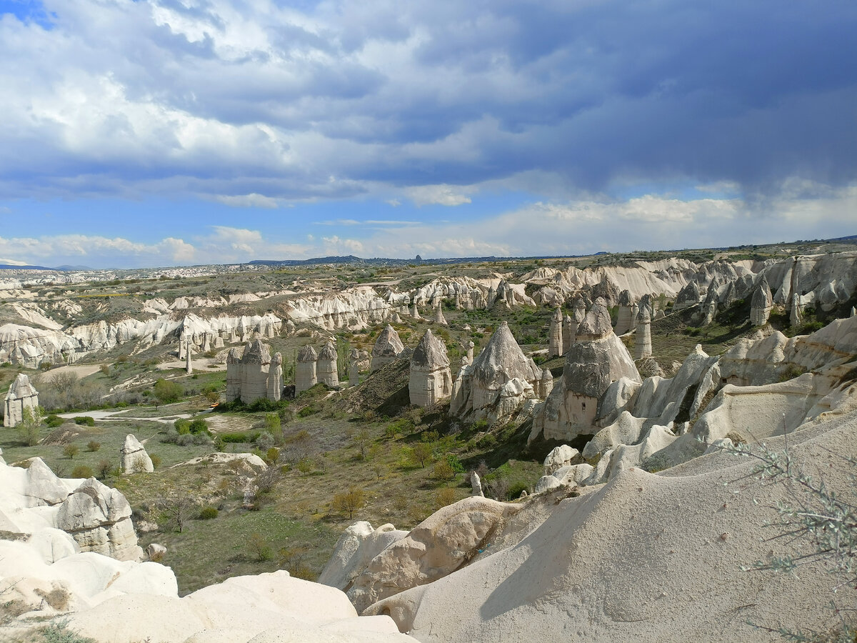 Стоит ли объяснять, почему её называют Love Valley?