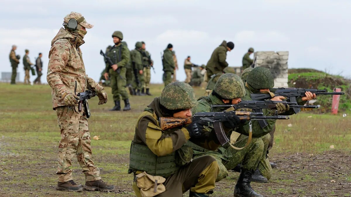 Военные сборы проводятся почти каждый год. Фото: Reuters